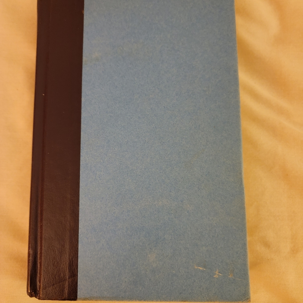Midnight Whispers by‎ VC Andrews Hardbook